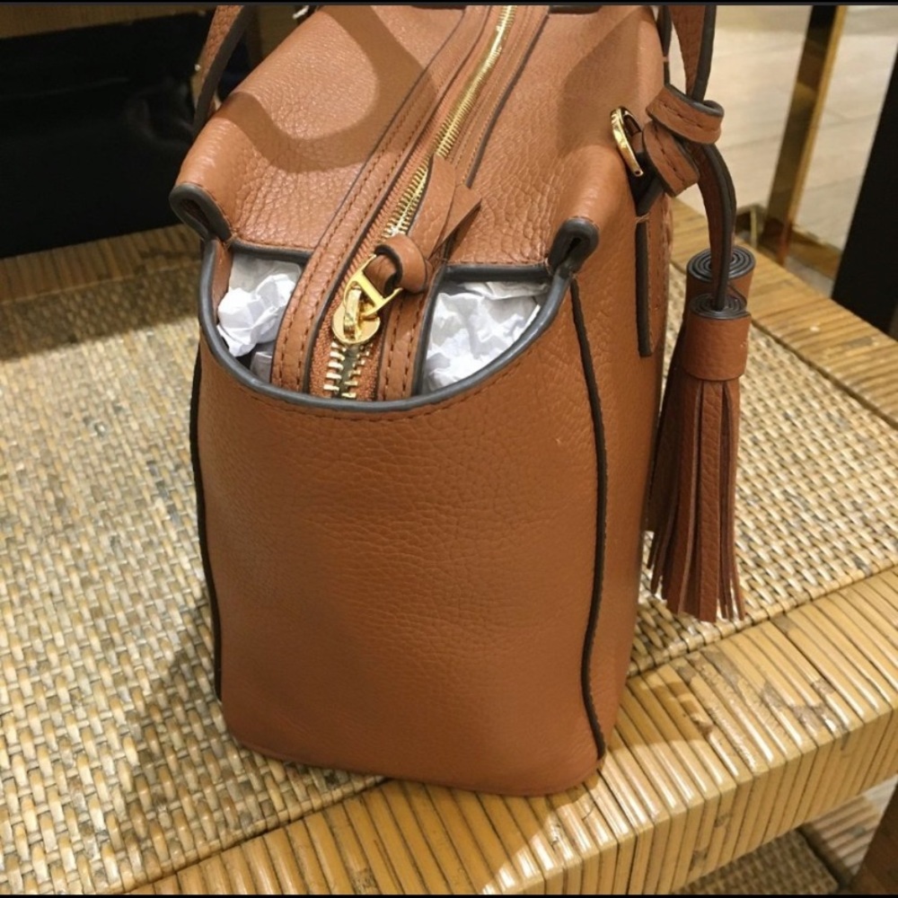 🆕 TORY BURCH Thea Mini Slouchy Satchel NWT brown - Picture 3 of 9